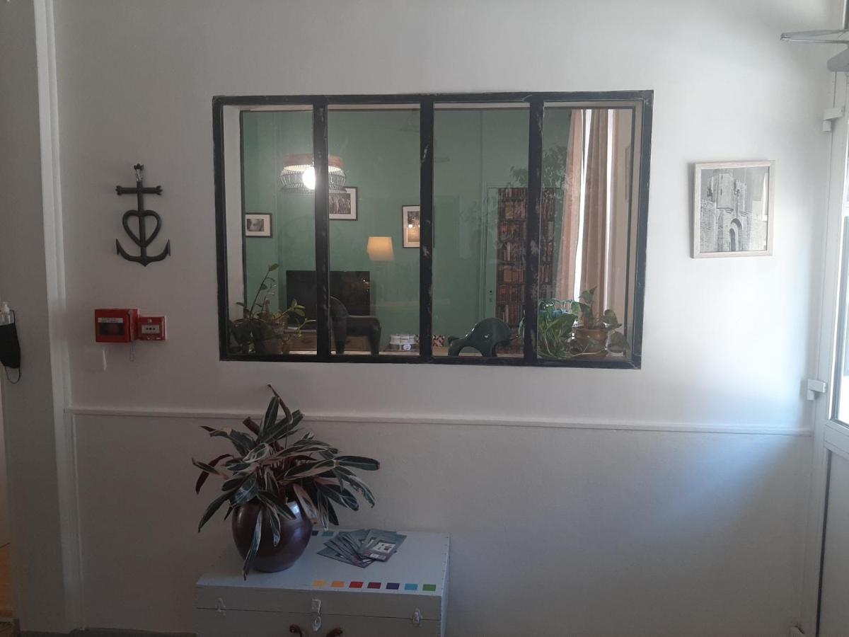 Hotel La Tour Des Fees Quissac  المظهر الخارجي الصورة