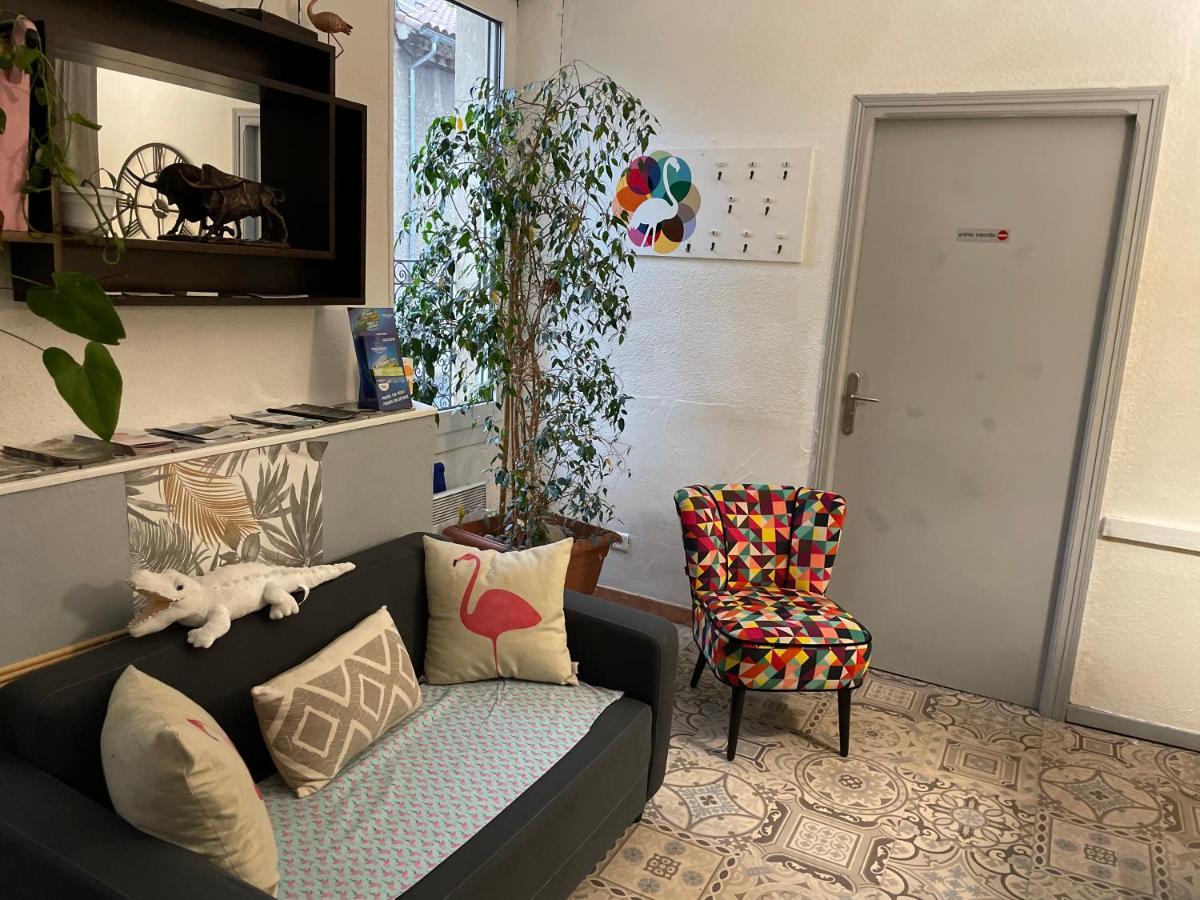 Hotel La Tour Des Fees Quissac  المظهر الخارجي الصورة