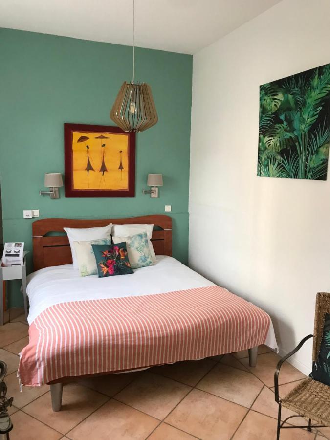 Hotel La Tour Des Fees Quissac  المظهر الخارجي الصورة